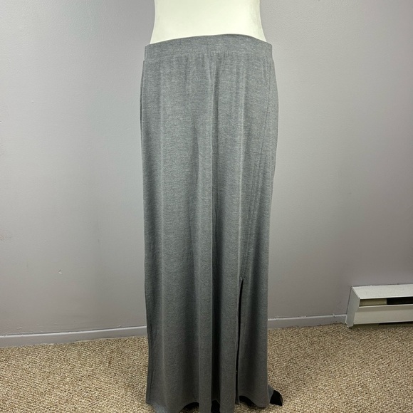 Reitmans Grey Maxi Skirt Size M - Picture 1 of 7